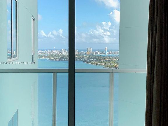 2nd image of 1900 N Bayshore Dr Suite 1
