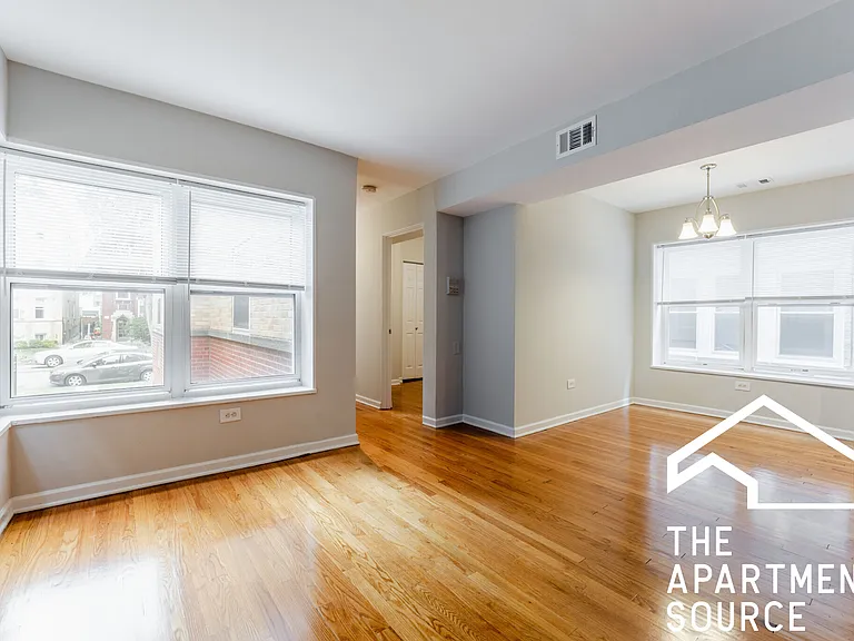 6535 N Mozart St #1F — Photo 1