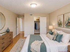 Creekwood Apartments