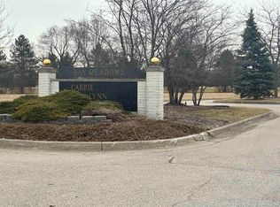 1108 Carrie Lynn Dr, Bay City, MI 48706