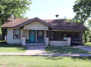 218 W Rogan St, Gorman, TX 76454