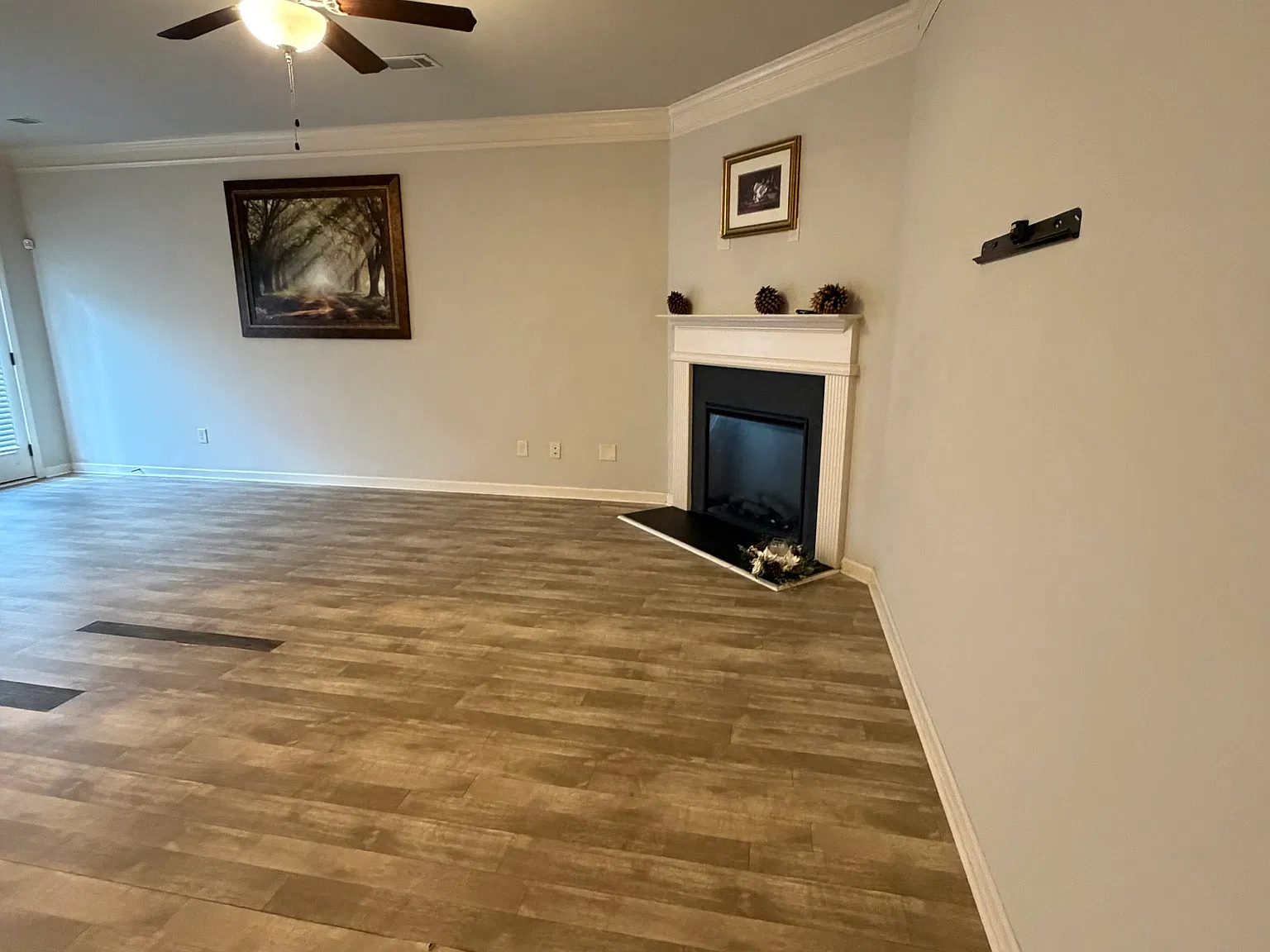 3 bed, 2.5 bath, 1840 sqft, $2,000 — Photo 4