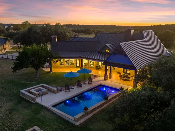 901 Crown Lane, Burnet, TX 78611