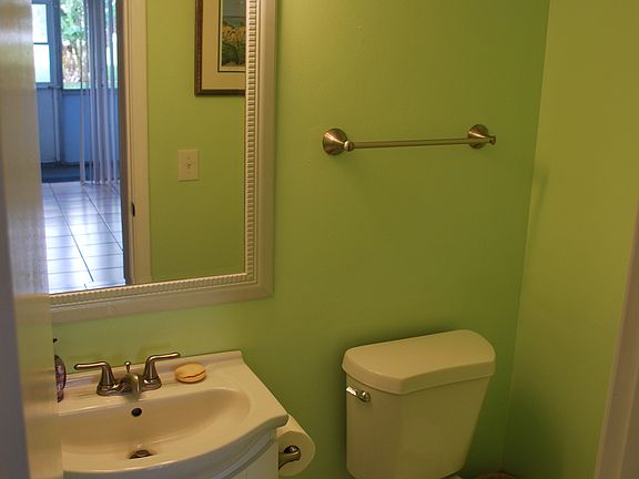 4th image of 53 Kent St #D