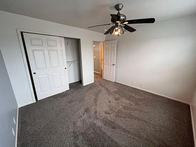 1888 Reilly Grv — Photo 45