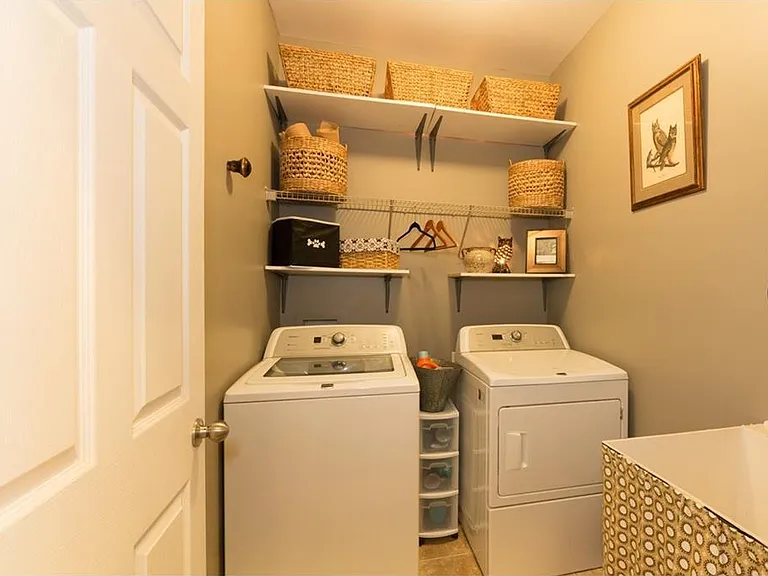 2365 Mindy Ln — Photo 20