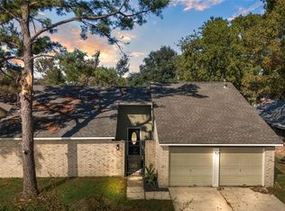3438 Sandbrook Dr, Houston, TX 77066