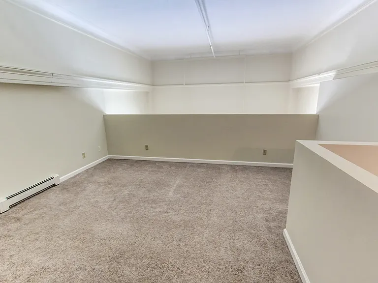 Clinton Square Suites — Photo 9