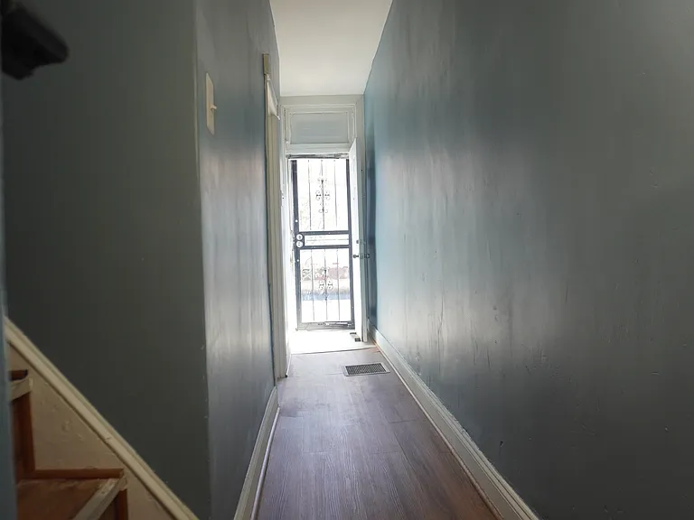 1616 N Washington St — Photo 5