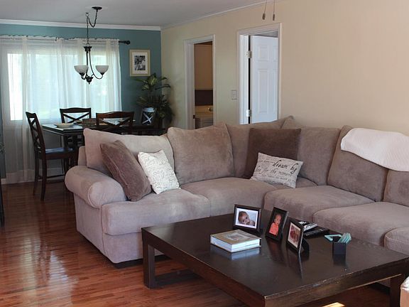 2nd image of 4934 Kingman Dr