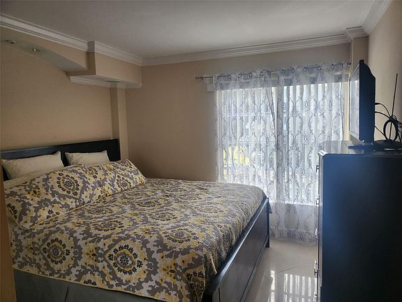 5th image of 4160 Inverrary Drive #311