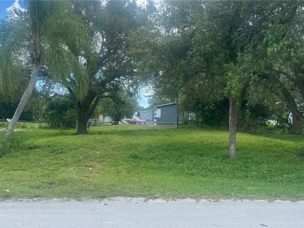 El Dorado Ave, Moore Haven, FL 33471
