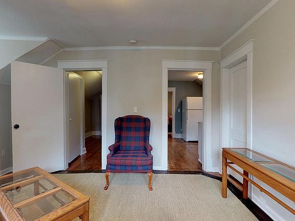 2nd image of 2508B Blair Blvd Suite B