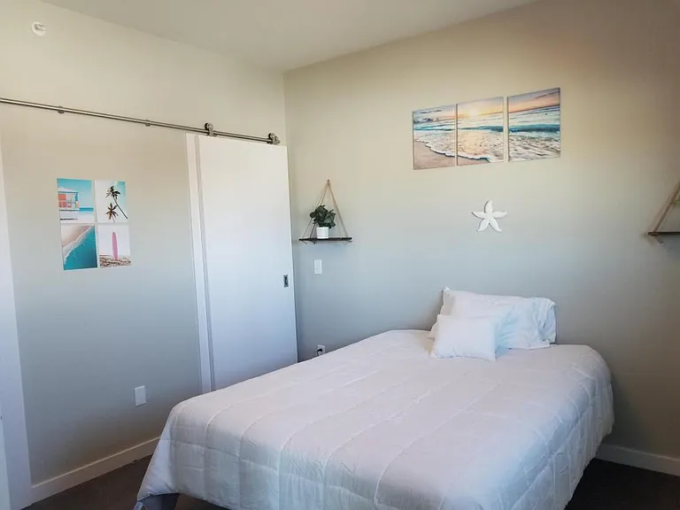 476 Enterprise Blvd — Photo 10