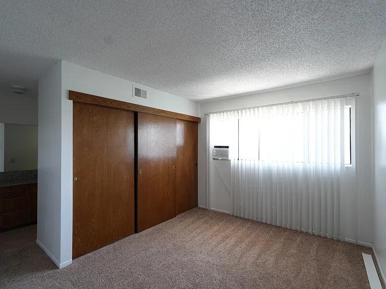 8040 Stewart And Gray Rd #204 — Photo 9