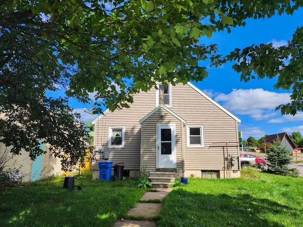 165 N Daisy St, Ishpeming, MI 49849