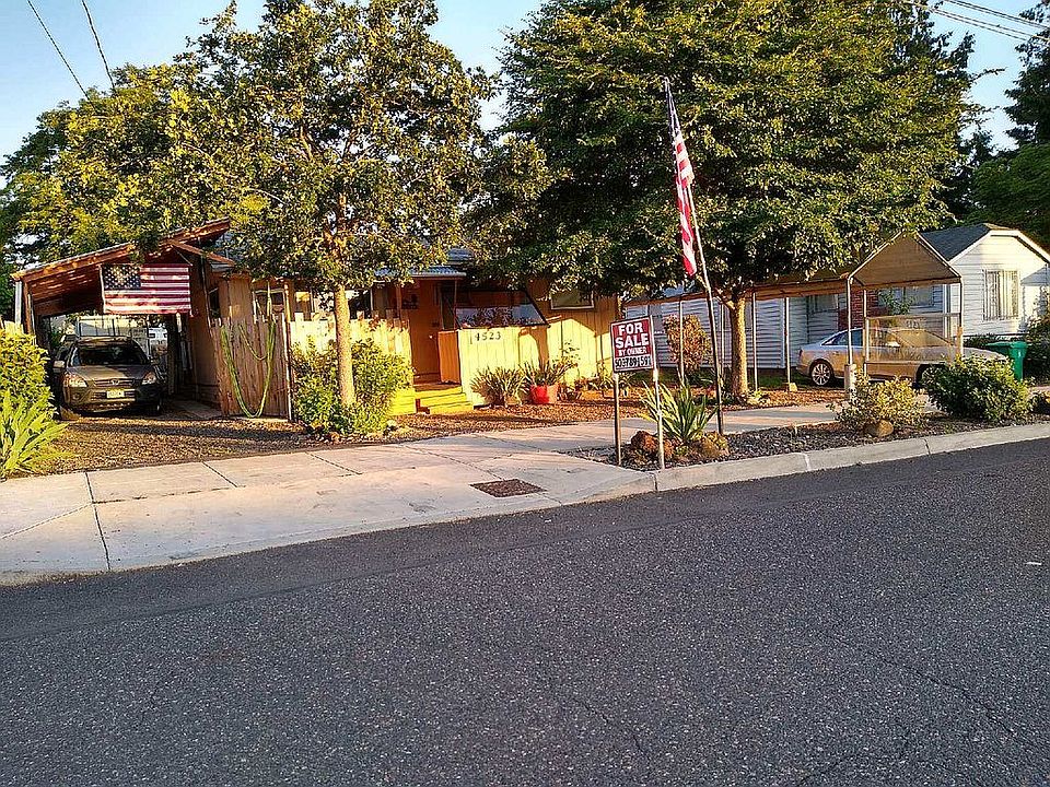 Front of 4523 NE 92nd Ave.