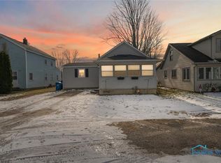 24419 W 3rd St, Grand Rapids, OH 43522