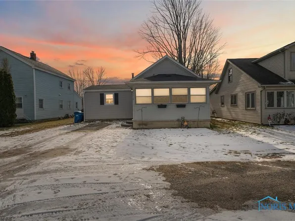 24419 W 3rd St, Grand Rapids, OH 43522