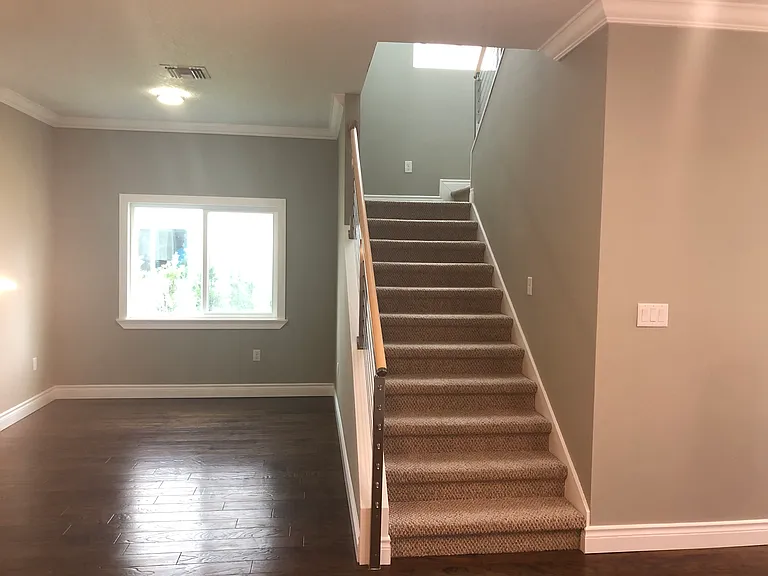 1927 Greenbriar Ter — Photo 8