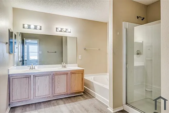 1525 Jasper Dr — Photo 10