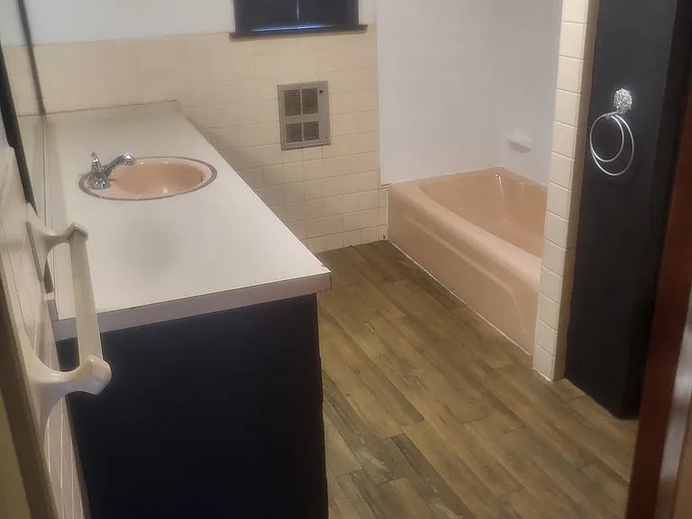 601 Lamberton St — Photo 11