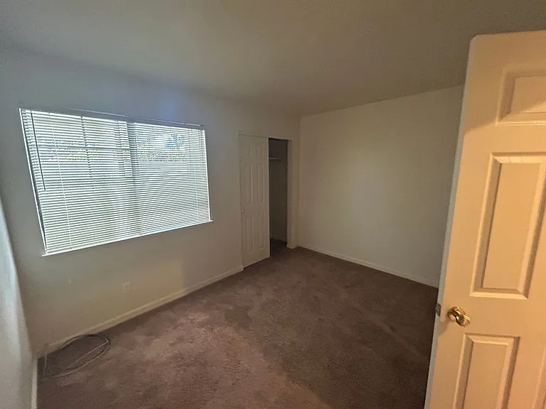 9428 Newington Way — Photo 13