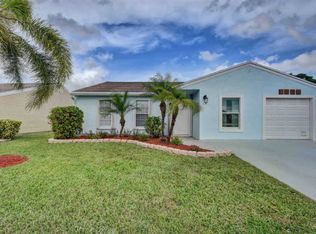 7707 Canal Dr, Lake Worth, FL 33467