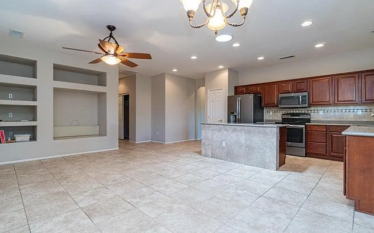 16929 W Cortaro Point Dr — Photo 9