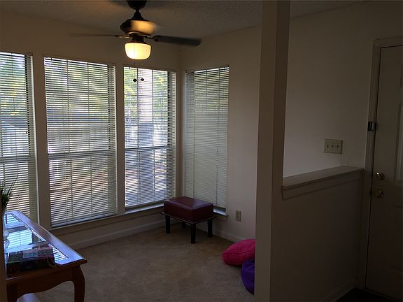 3rd image of 1108 Chase Village Dr