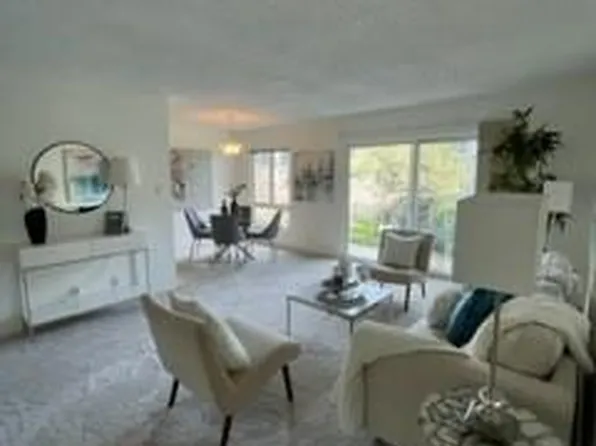 902 Peninsula Ave APT 307, San Mateo, CA 94401