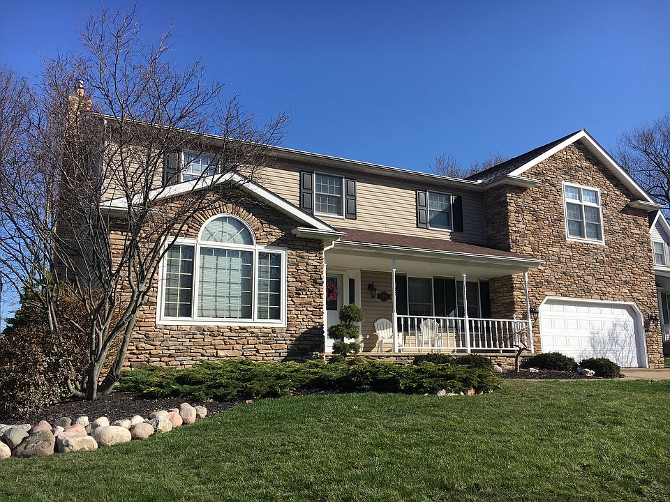 4538 Basswood Dr - 5bd 2.5b