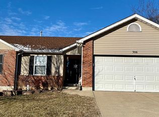 306 Williamsburg Dr, Crystal City, MO 63019