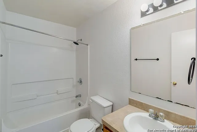 9423 Maraval Crk — Photo 18