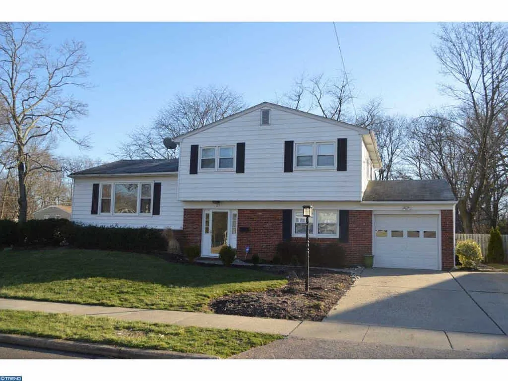 27 Lawnside Dr photo 1