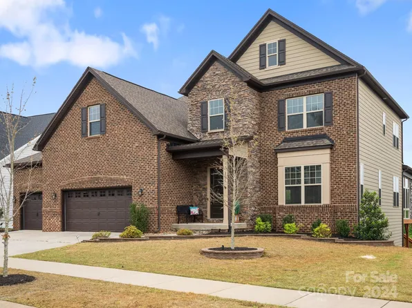 2155 Hanging Rock Rd, Fort Mill, SC 29715