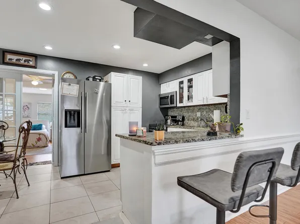 415 W Palm Street, Lantana, FL 33462