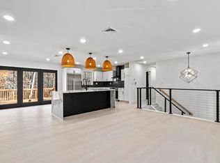 112 Hart Rd, Guilford, CT 06437