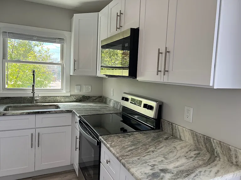 62 Church Ave #8 — Photo 3