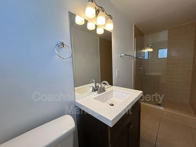 31822 Avenida El Pueblo #A — Photo 11