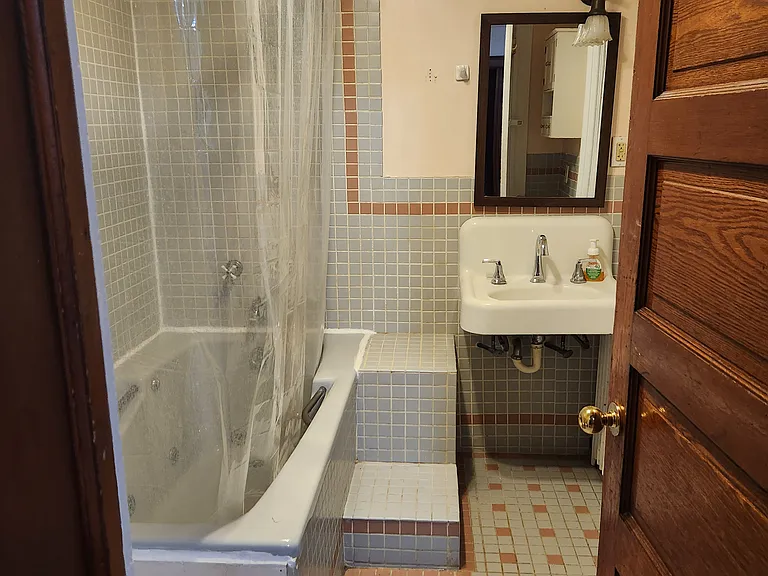 218 S Albany St #1 — Photo 22