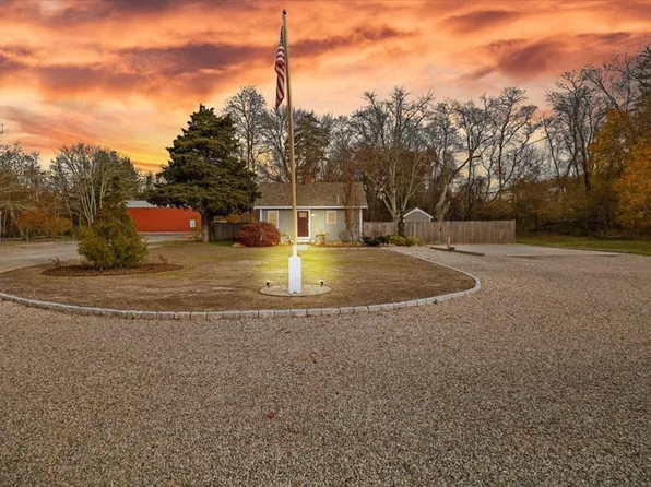 753 Main St, Wareham, MA 02571