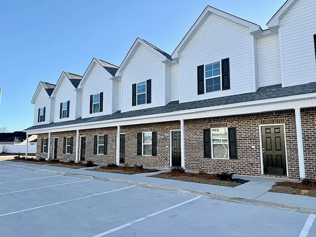1421 Alligator Rd — Photo 1