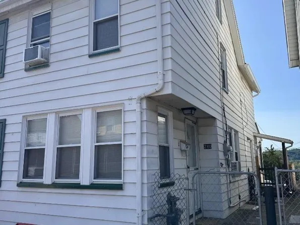 240 Chambers St, Phillipsburg Town, NJ 08865