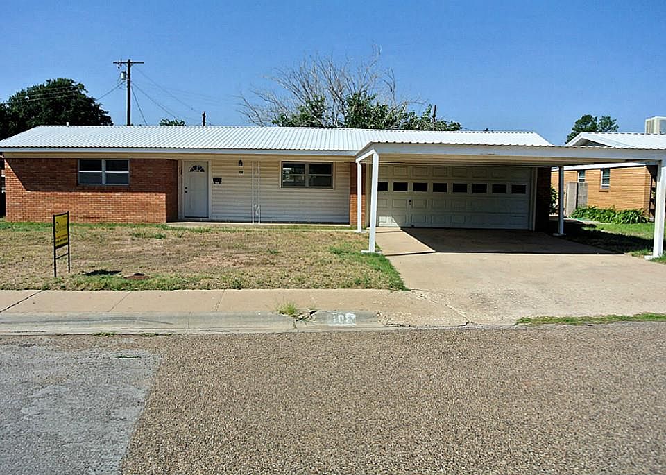 1st image of 108 S Avenue H