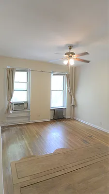 Rented by City Connections Realty | media 6