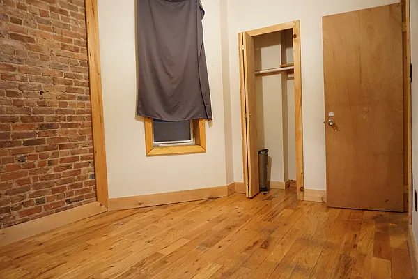 Rented by Rennit Inc. | media 11