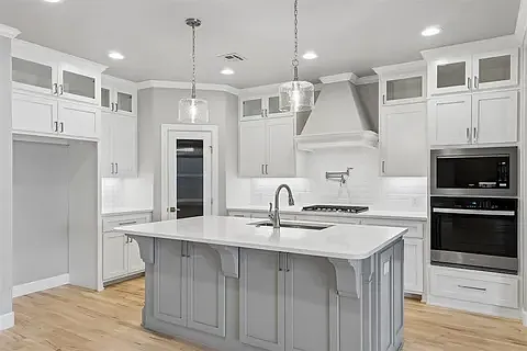 15508 Bergman Cir