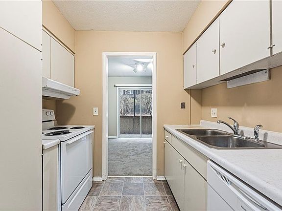 4th image of 5013 Walnut St APT A