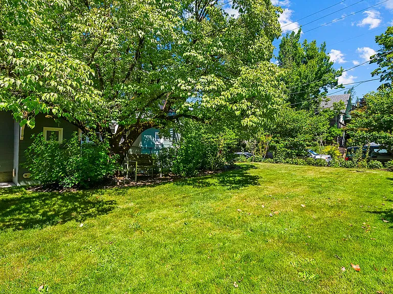 2634 SE Yamhill St — Photo 17